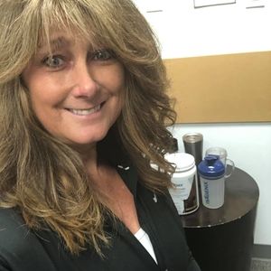 Meet your Posher, Liz